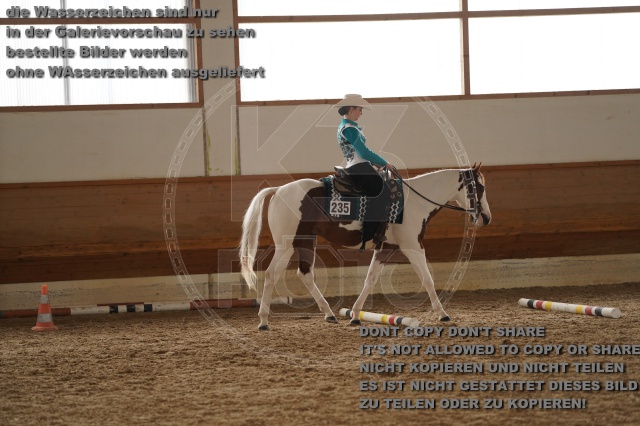s_A_901562.JPG